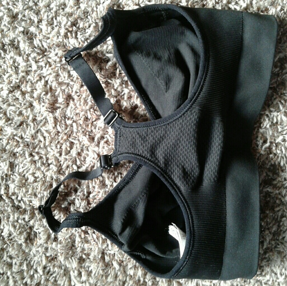 Sports bra - Picture 2 of 2